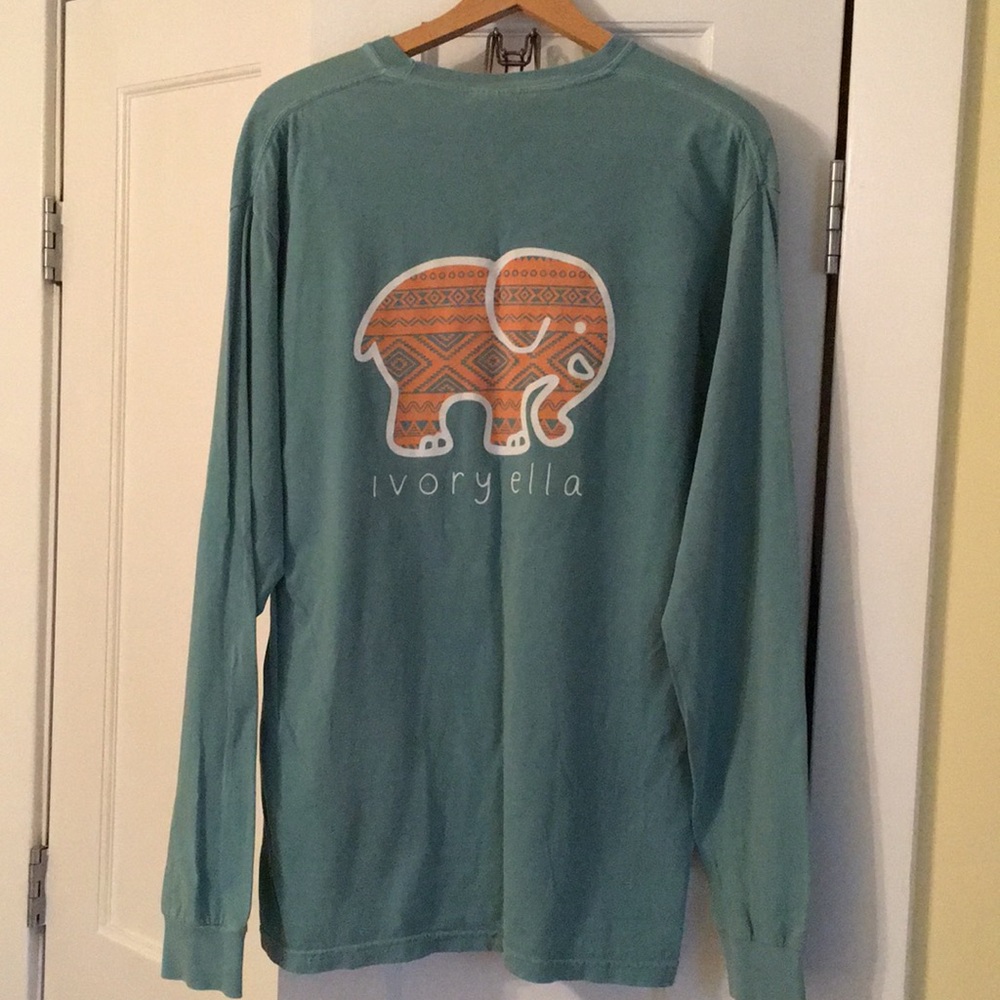 Ivory Ella, teal long sleeved tee, size Medium